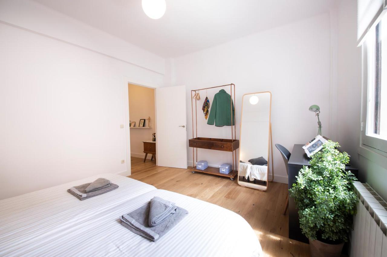 Casa Playa Zurriola-Aviso-Obras En La Fachada Del Patio Hasta Mayo O Junio-No Ha Habido Quejas Por El Ruido-Precio Bajo- House Playa Zurriola-Warning-Works On The Facade Of The Patio Until May Or June-There Have Been No Noise Complaints- Low Price San Sebastian Exterior photo